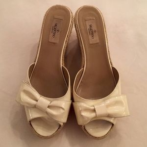 VALENTINO Garavani Patent Leather Bow Espadrilles